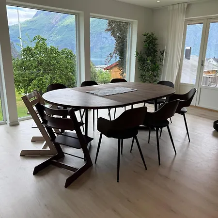 Spacious Family House With Large Patio In Semesterbostad Valldal
