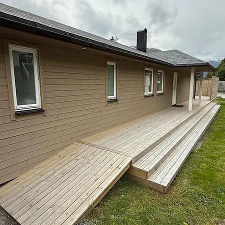 Spacious Family House With Large Patio In